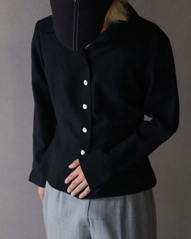 2-pocket colored shirt blouson