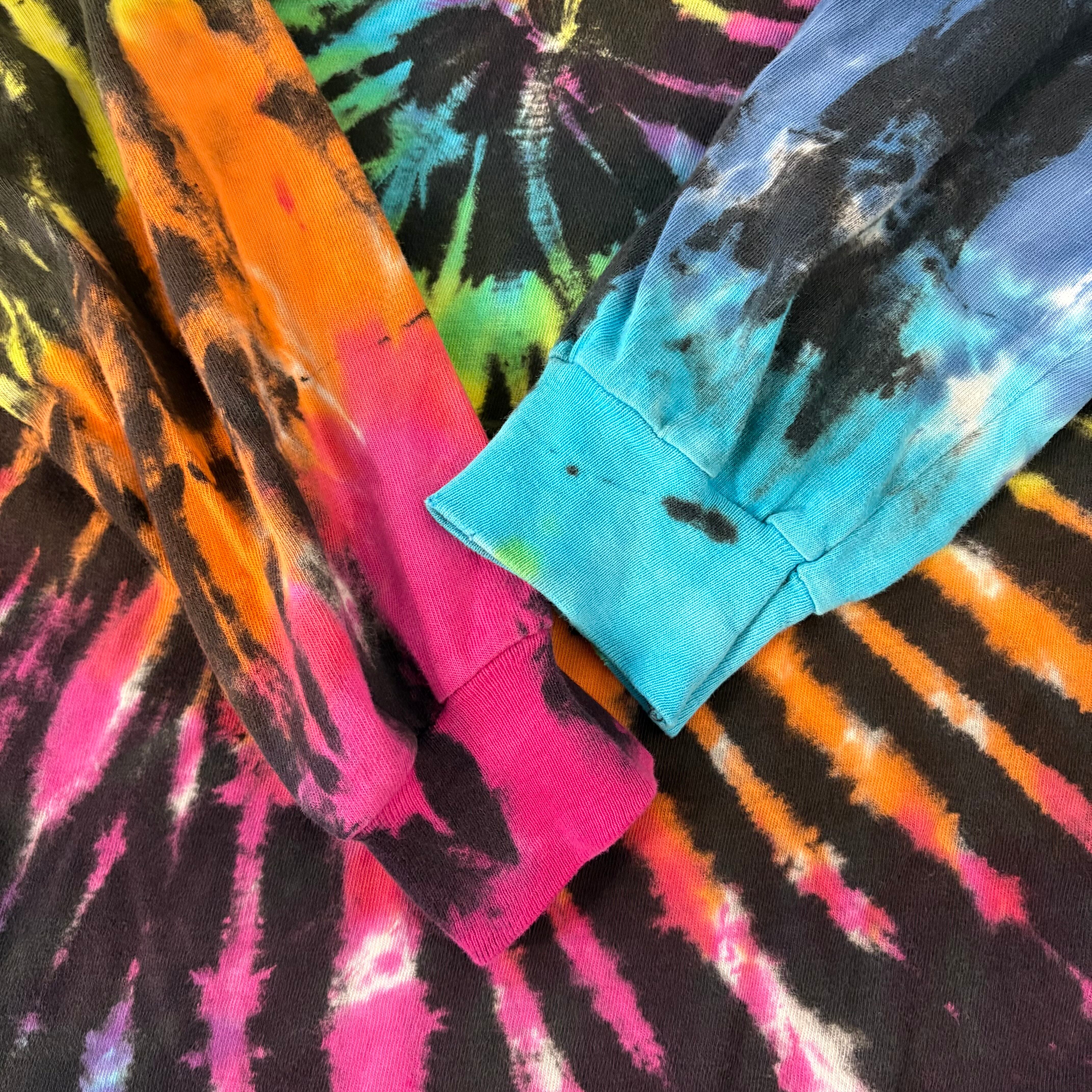 90s TIE DYE L/S T-SHIRT | BerBerJin Yuhodo