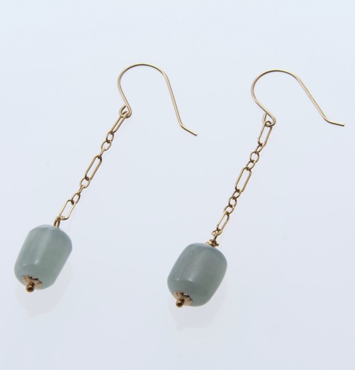 ロングチェーン＆糸魚川ひすいピアス　P1085　Itoigawa Jade Earrings with Long Chains