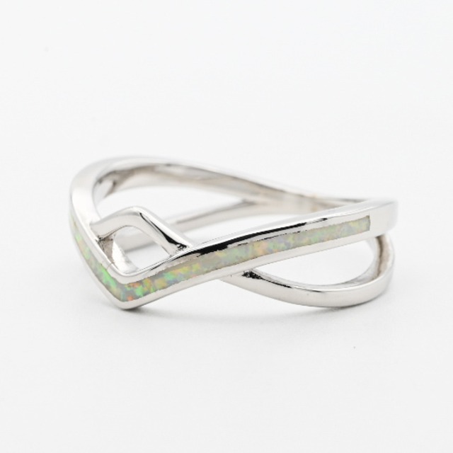 White Opal Accent Shimmering Design Ring #16.0 / Denmark