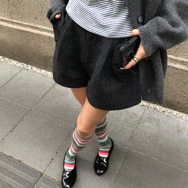 Tuck wide short pants B3916 | Mbeaute