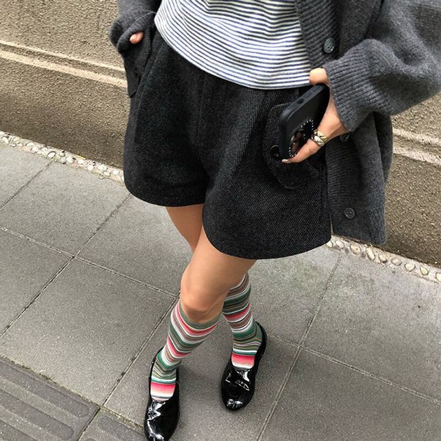 Tuck wide short pants　B3916