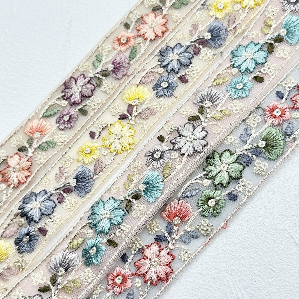 リトルリリアン [イエローブルー］インド刺繍リボン 2070 | インド刺繍