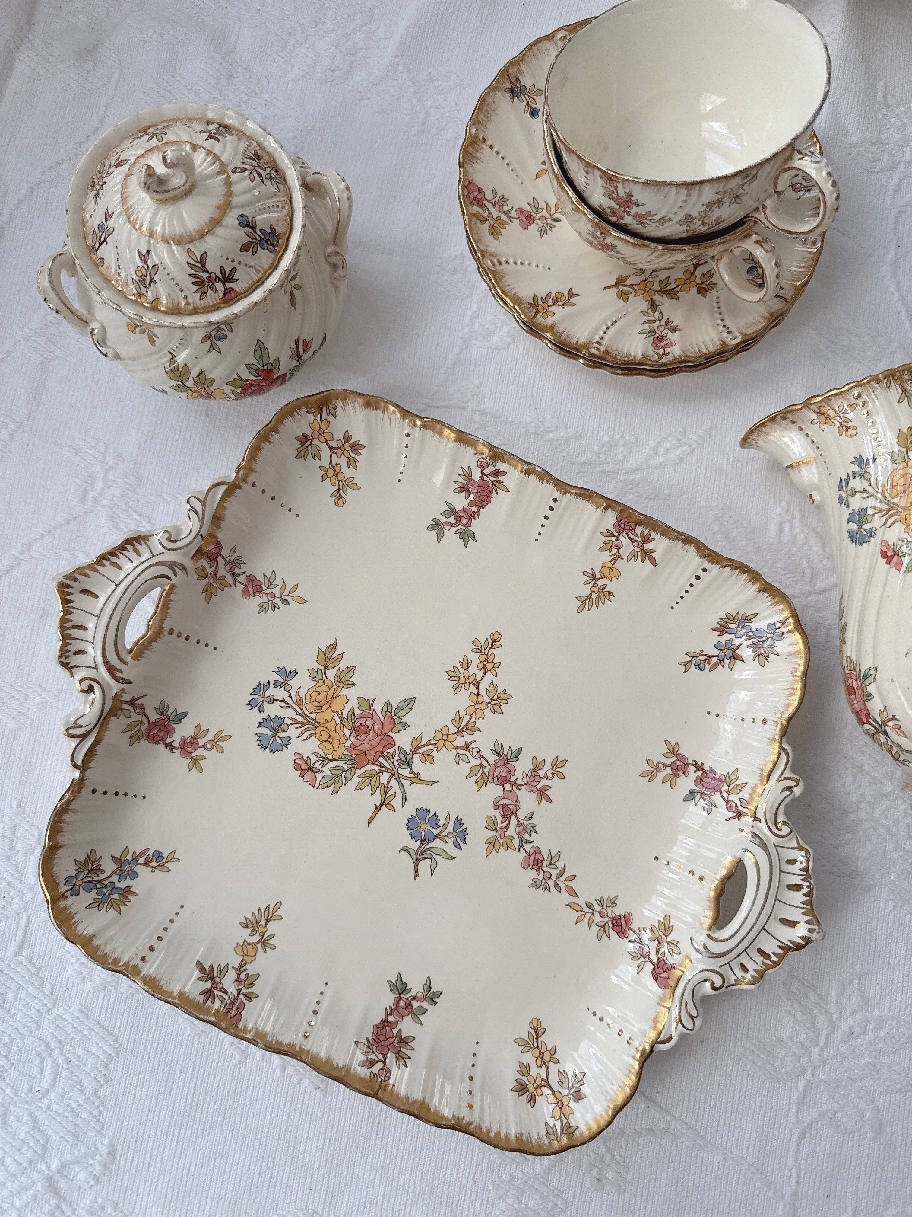 A. Choisy le roi Louis XIII /ショワジールロワ ルイ13世 フランス