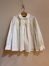 【kids】 NINO CERUTTI スモッキング刺繍ブラウス