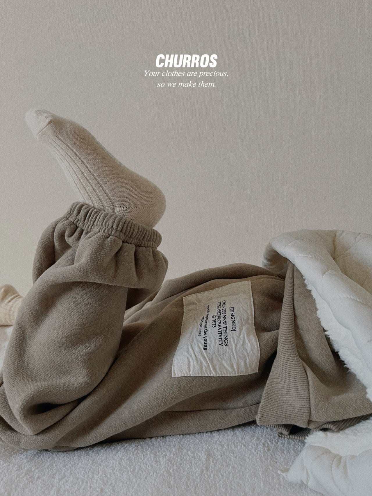 【即納】patch jogger pants // churros