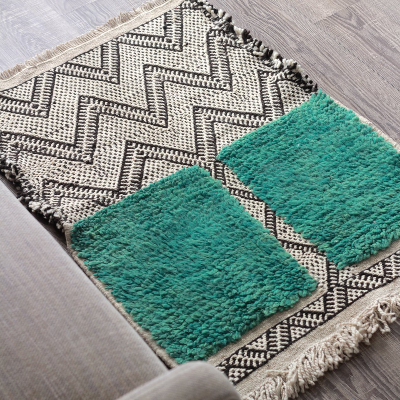 【新品・送料込】ザナフィZANAFIモロッコラグ100*150cm 37%off・新品・送料込】ザナフィZANAFIモロッコラグ100*150cm モロッコ