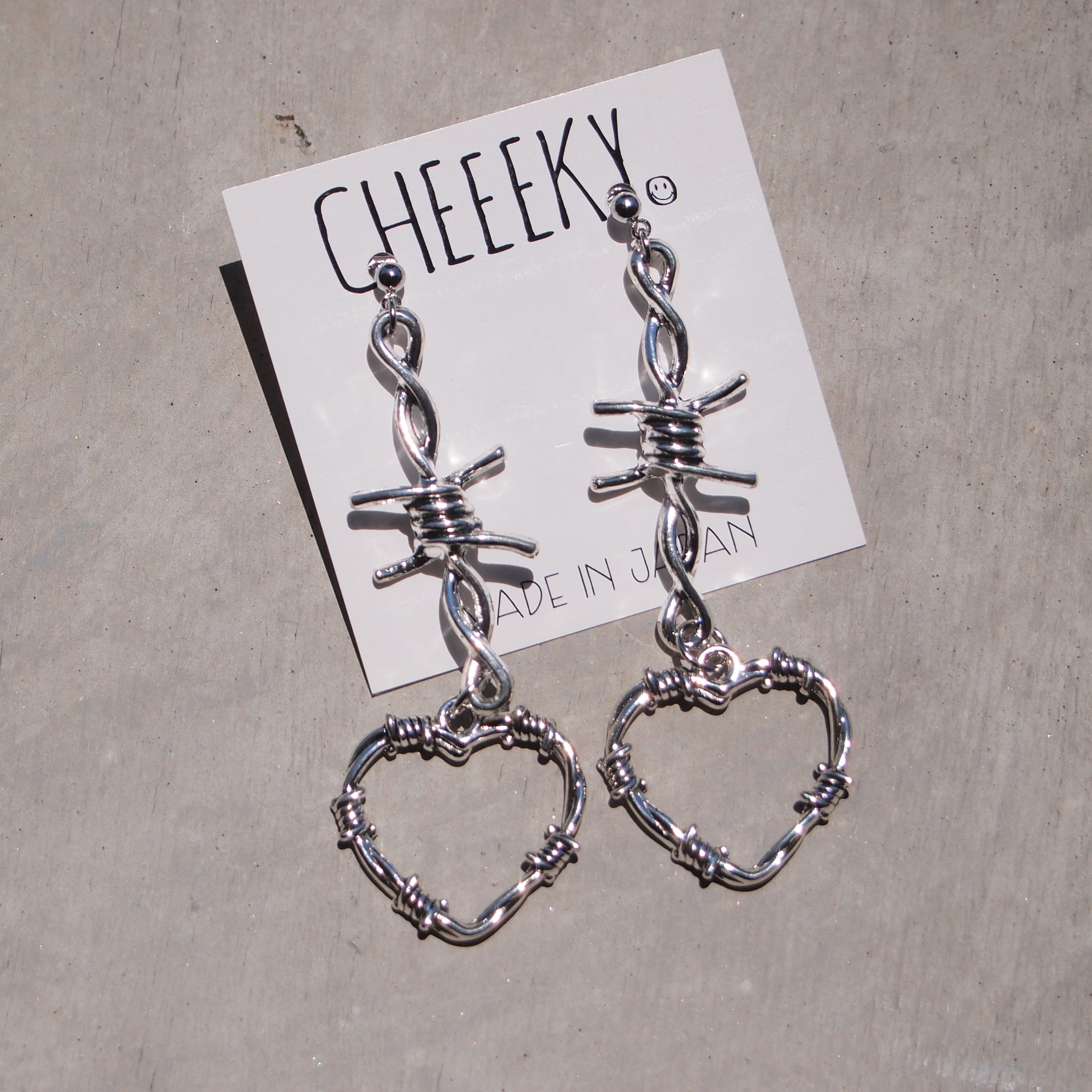 きの丸•*¨*•.¸♬︎挟むタイプのイヤリング☻しまうまさんのイヤリング きの丸•*¨*•.¸♬︎挟むタイプのイヤリング☻しまうまさんの