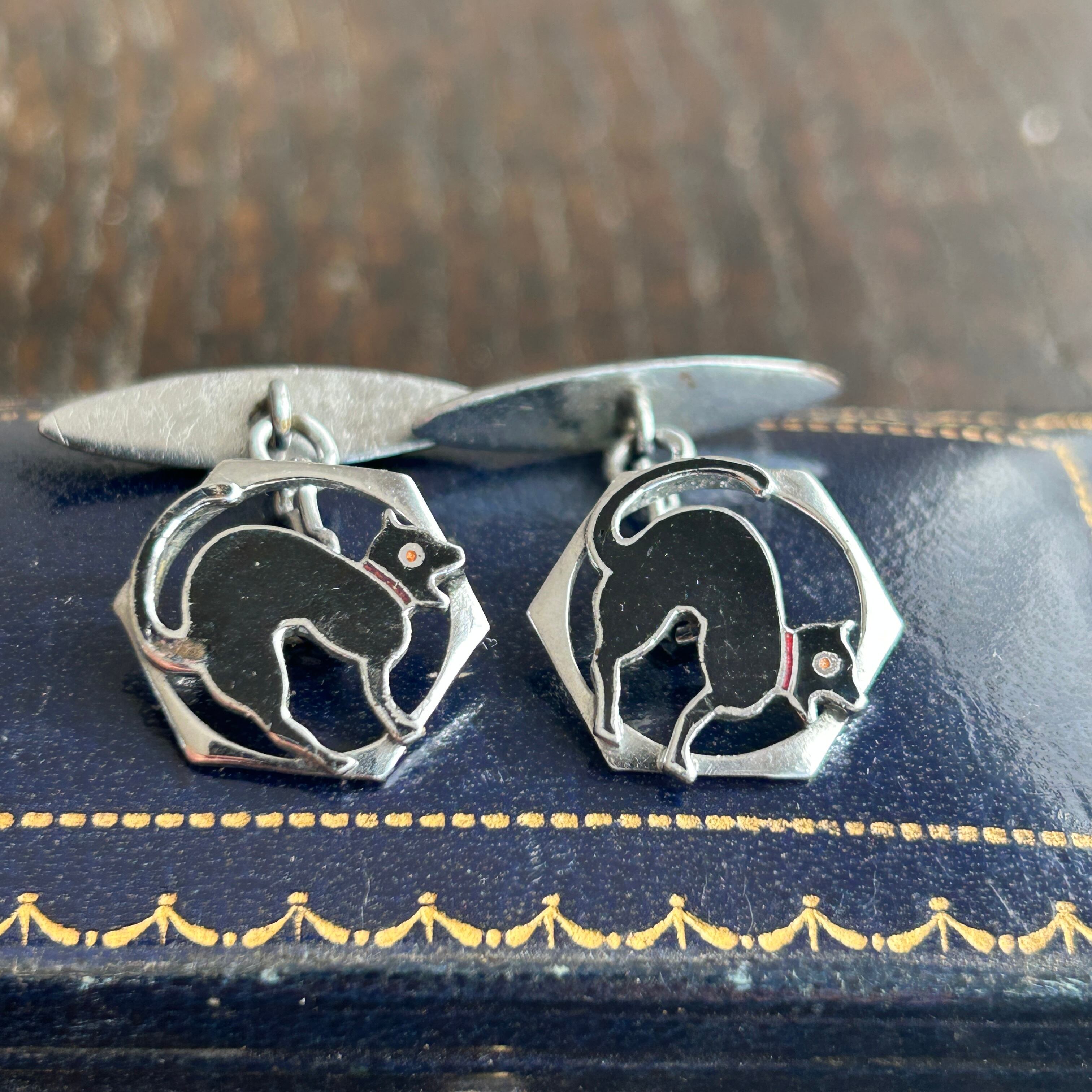 アンティーク　和製ヌーボー　黒猫のカフス