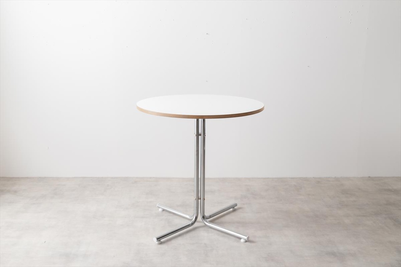 【幅70cm】Stjerne 丸型カフェテーブル