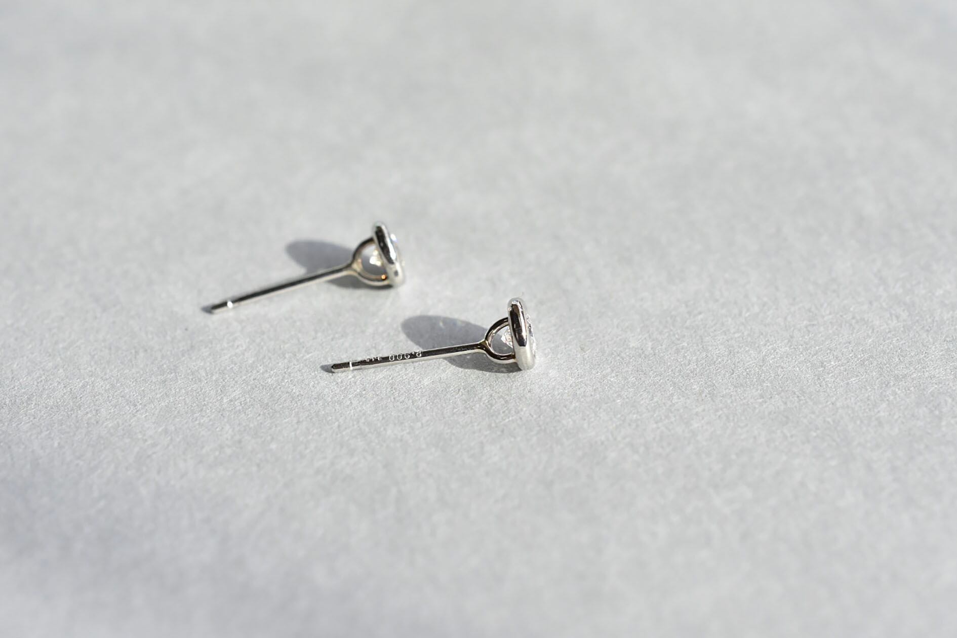 【pt900】ダイヤモンドピアス0.15ct×2 ダイヤモンドピアス 0.15ct × 2 / PT900 | Merak jewelry shop (メラク