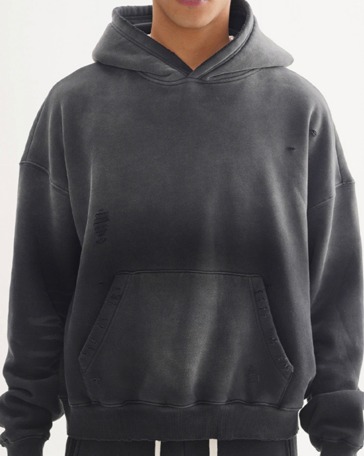 体型補正シルエット設計｜フーディ＆カーブドスウェットセットアップ