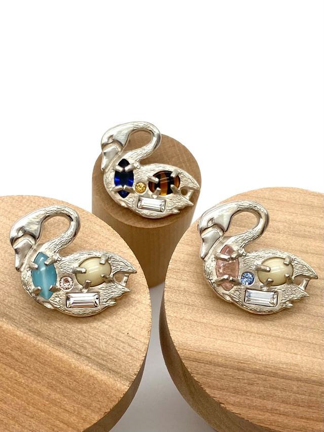 【在庫限り】Lara pierced earrings | swan | silver925（1pc）