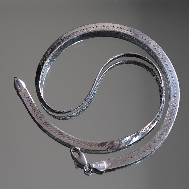 80-90s Italian Silver Herringbone Short Necklace