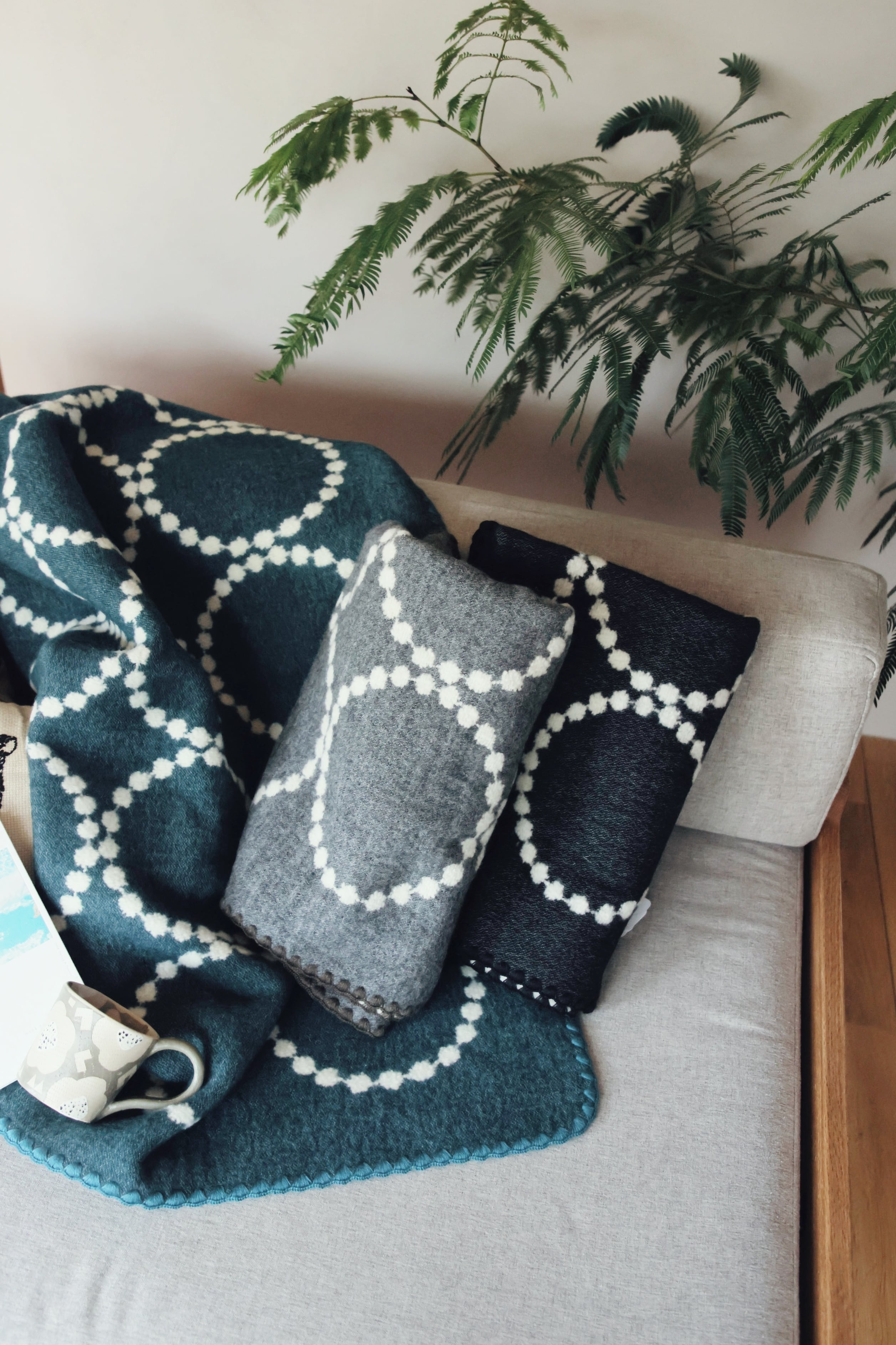 mina perhonen / wool blanket tambourine / gray / XSサイズ | crecer