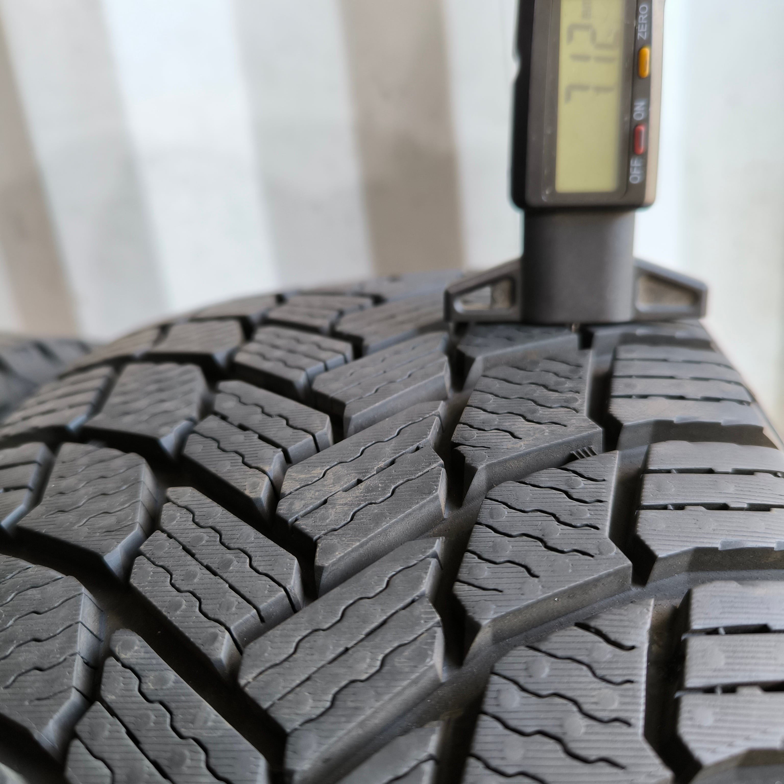 205/55R16 94H MICHELIN X-ICE SNOW ミシュランエックスアイススノー