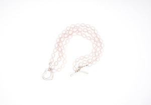 「Tiffany & Co.(ティファニー)」 Open Heart Triple Pearl Toggle Bracelet – Sterling Silver, Pearl（オープンハート パール 3連 トグル ブレスレット（シルバー, パール））