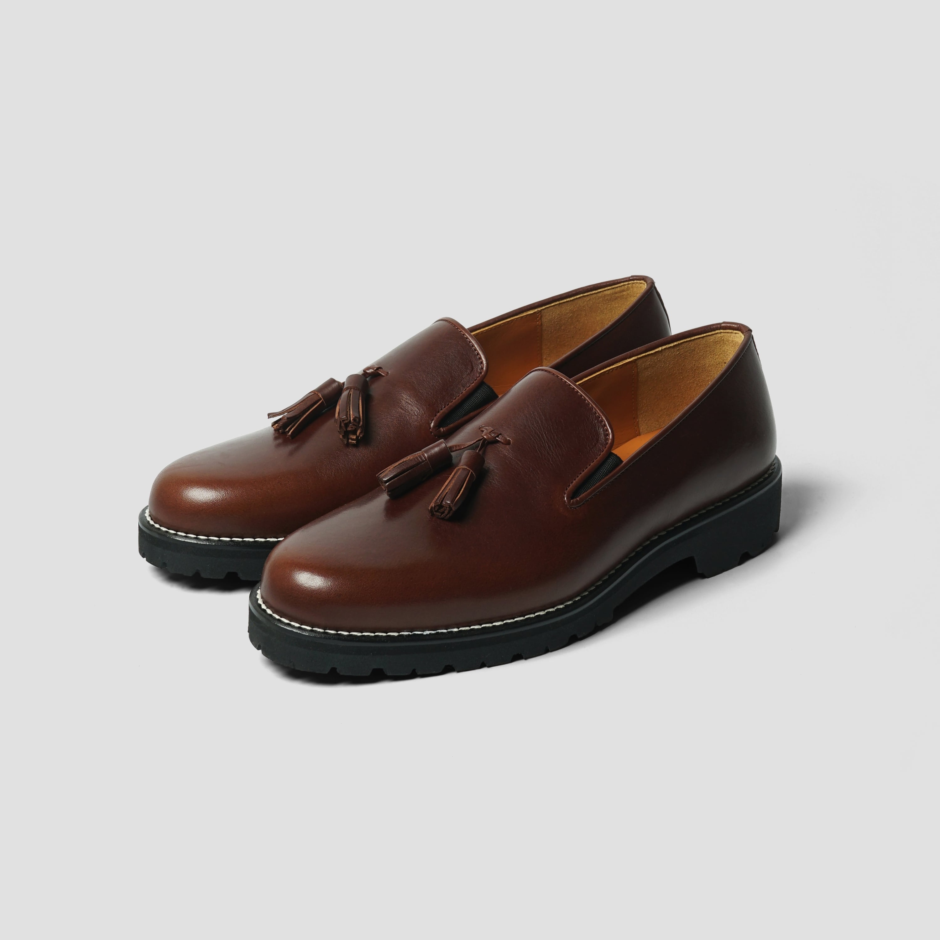 トモ&シーオー／Tomo & Co タッセルローファー シューズ 靴 メンズ 男性 男性用 レザー 革 本革 ダークブラウン 茶 ブラウン  TMTK-S-0030 TUSSEL COCK SHOES コックシューズ スリッポン Vibramソール サイドゴア Tomo&Co. Tussel Cock Shoes | 1F Store