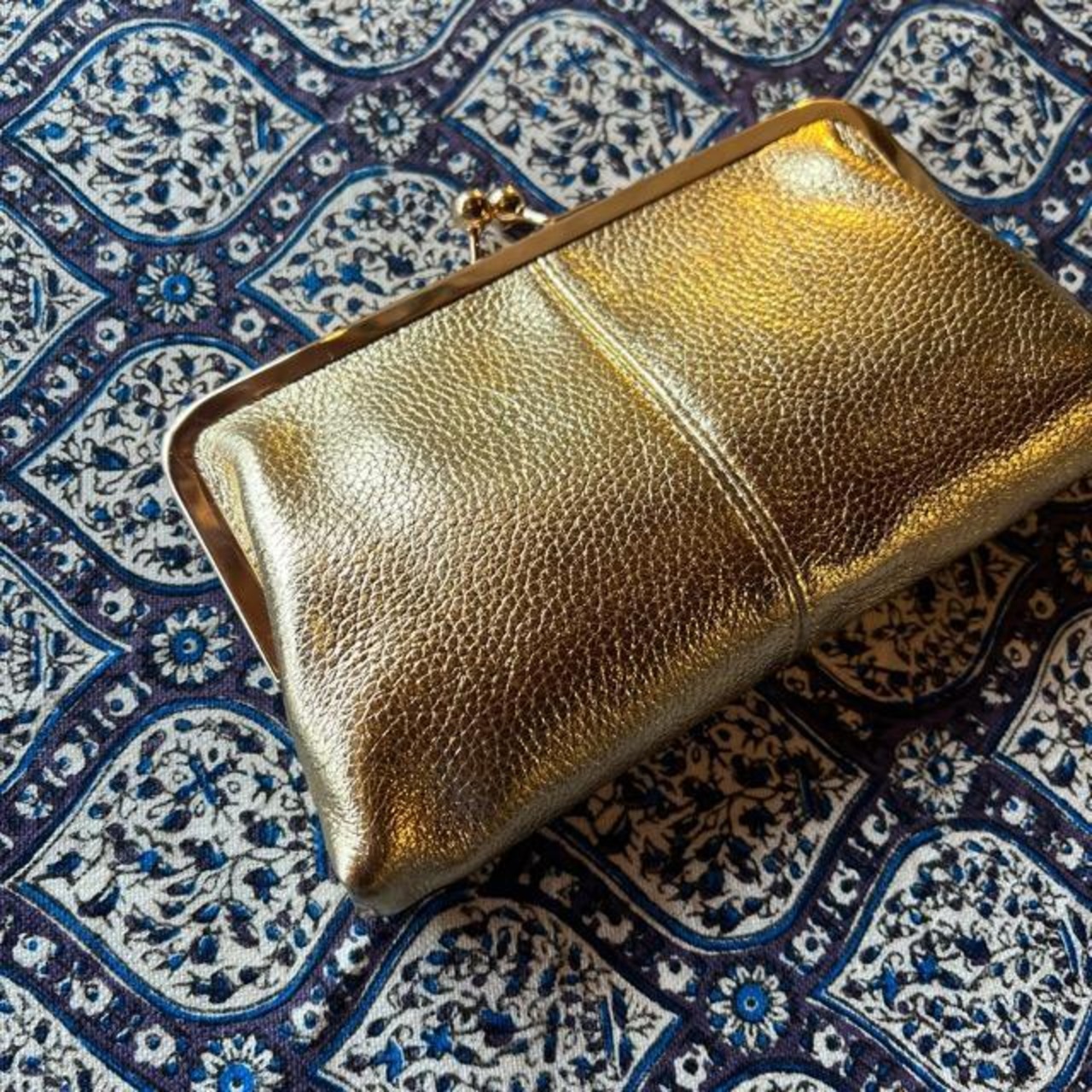 TOPANGA Accessory　Metallic Clasp Wallet 　Gold　メタリック　がま口　　ゴールド　　メタリック　財布　アクセサリー　　持ち運び収納　ウォレット