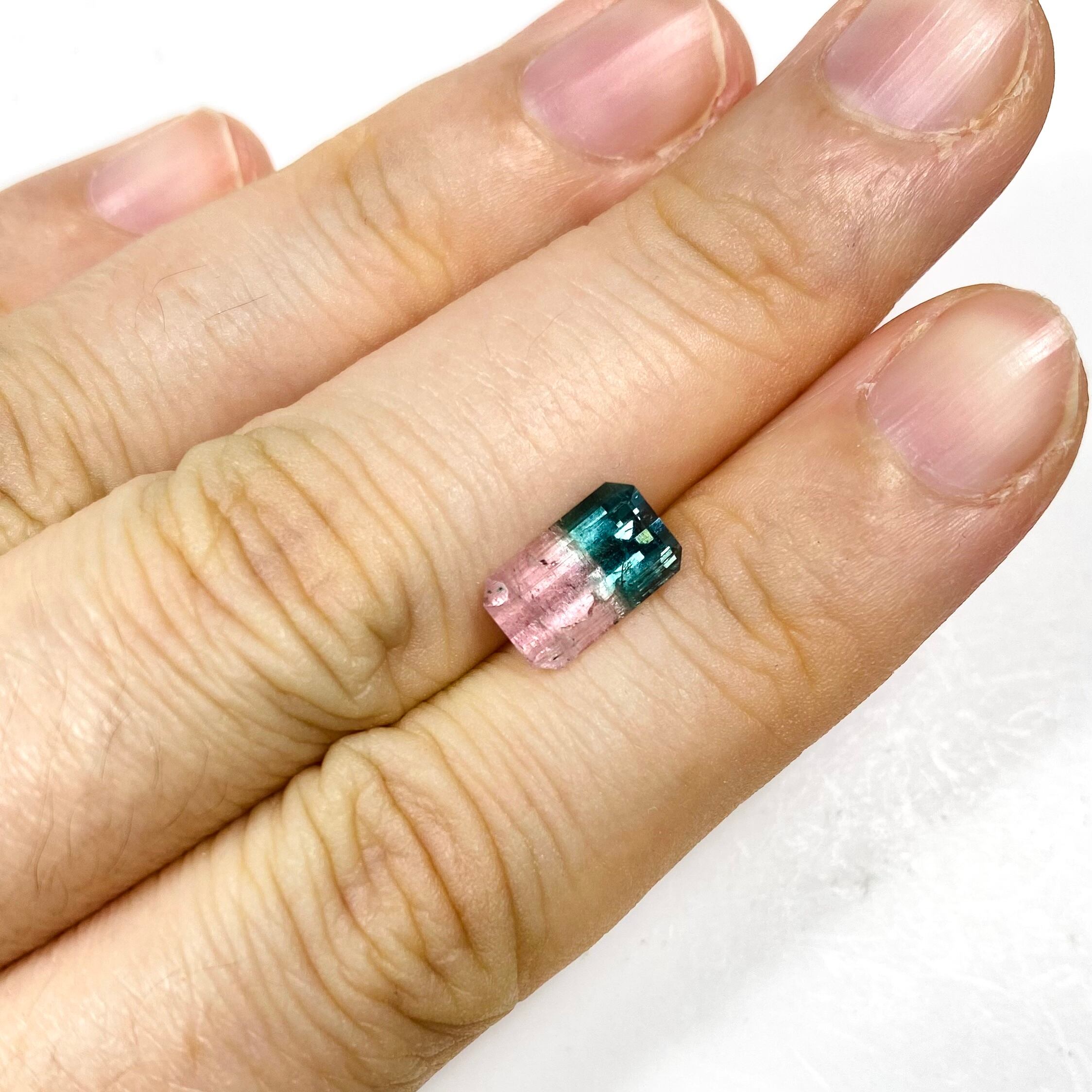 春色ビビッドトルマリン