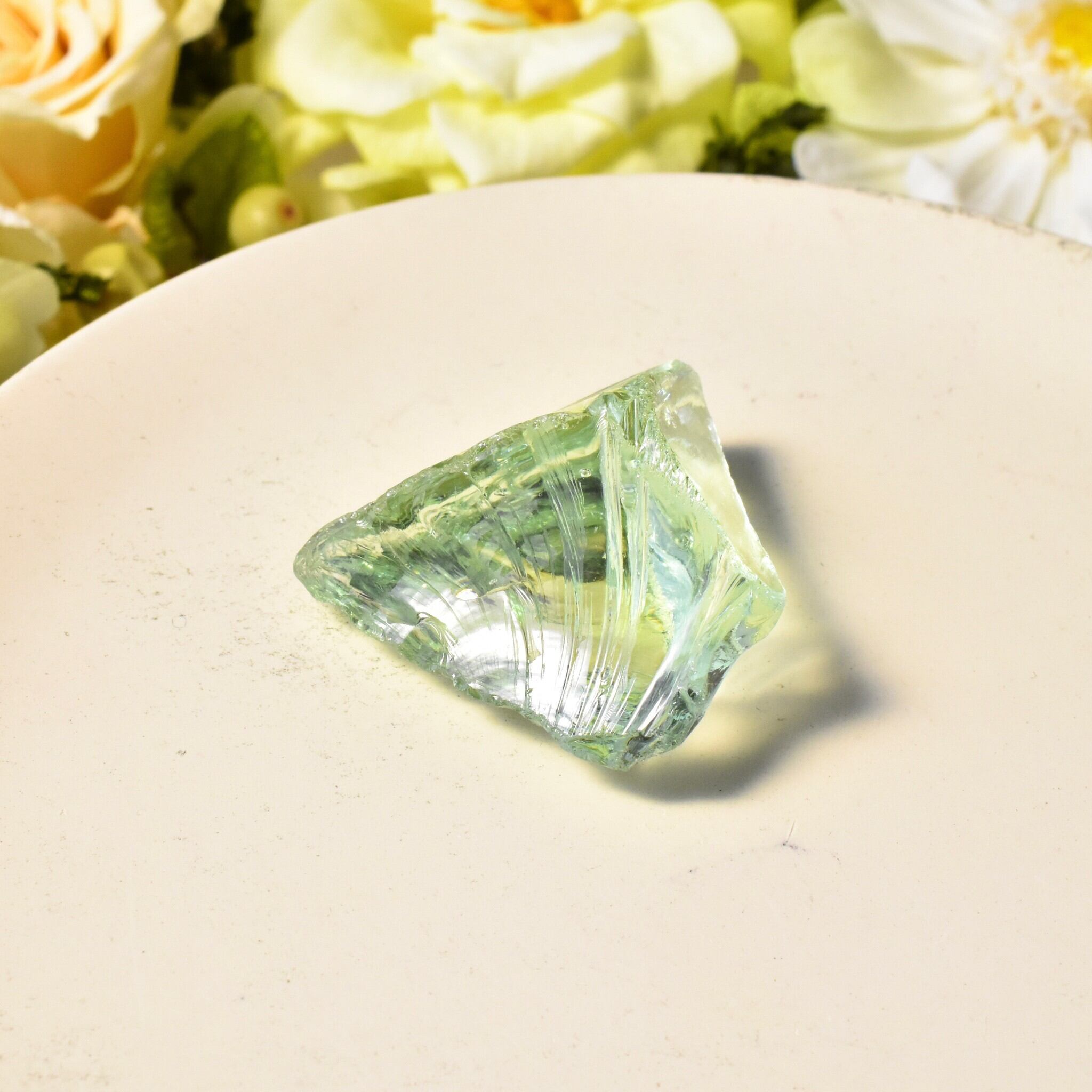 【レアカラー】インドネシア産アンダラクリスタル原石 アップルグリーン B | EBIA Crystal powered by BASE