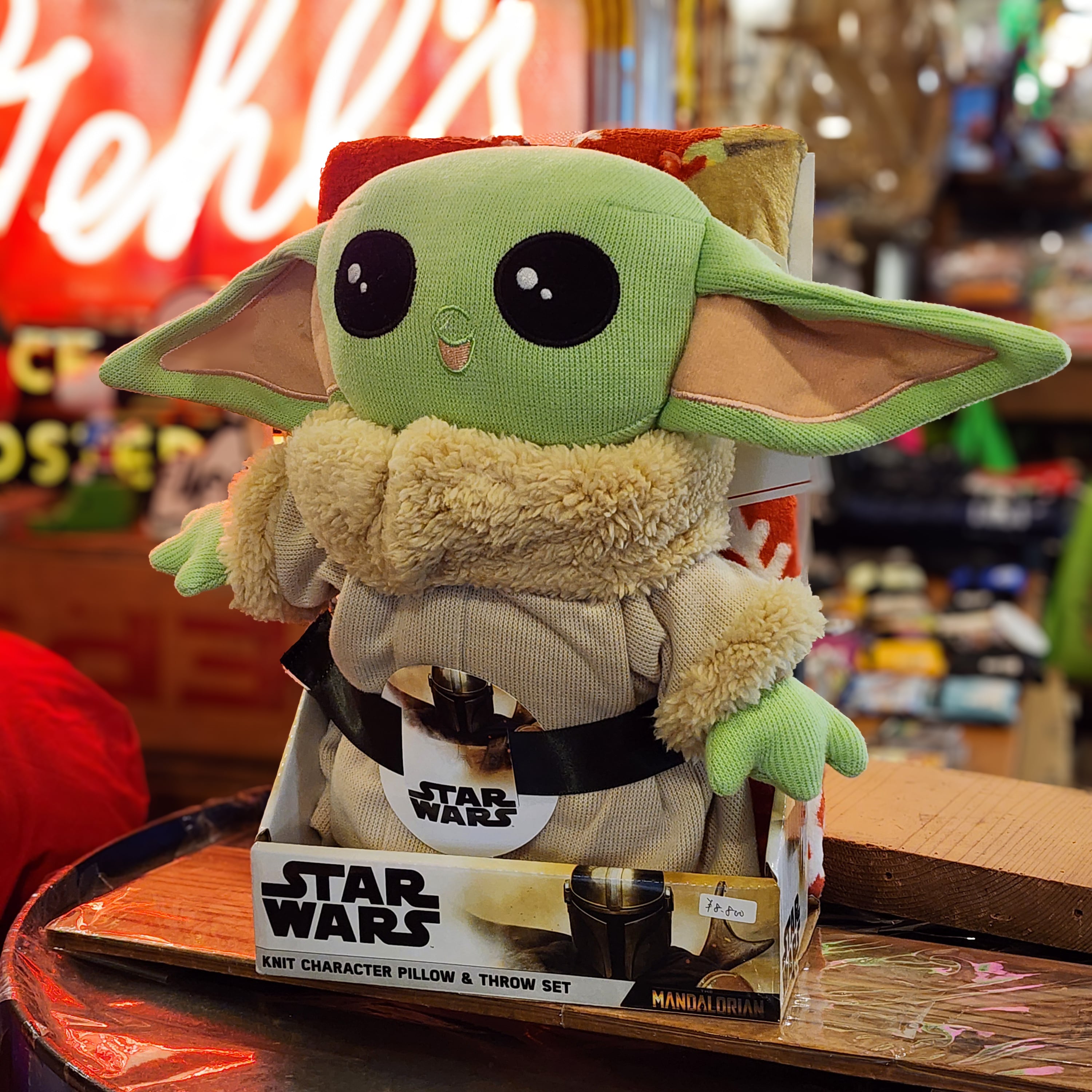 スターウォーズ マンダロリアン グローグー ぬいぐるみ 抱き枕