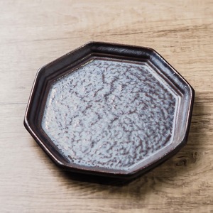 八角デザートプレート黒（ケーキ皿・菓子皿）／工藤晃一