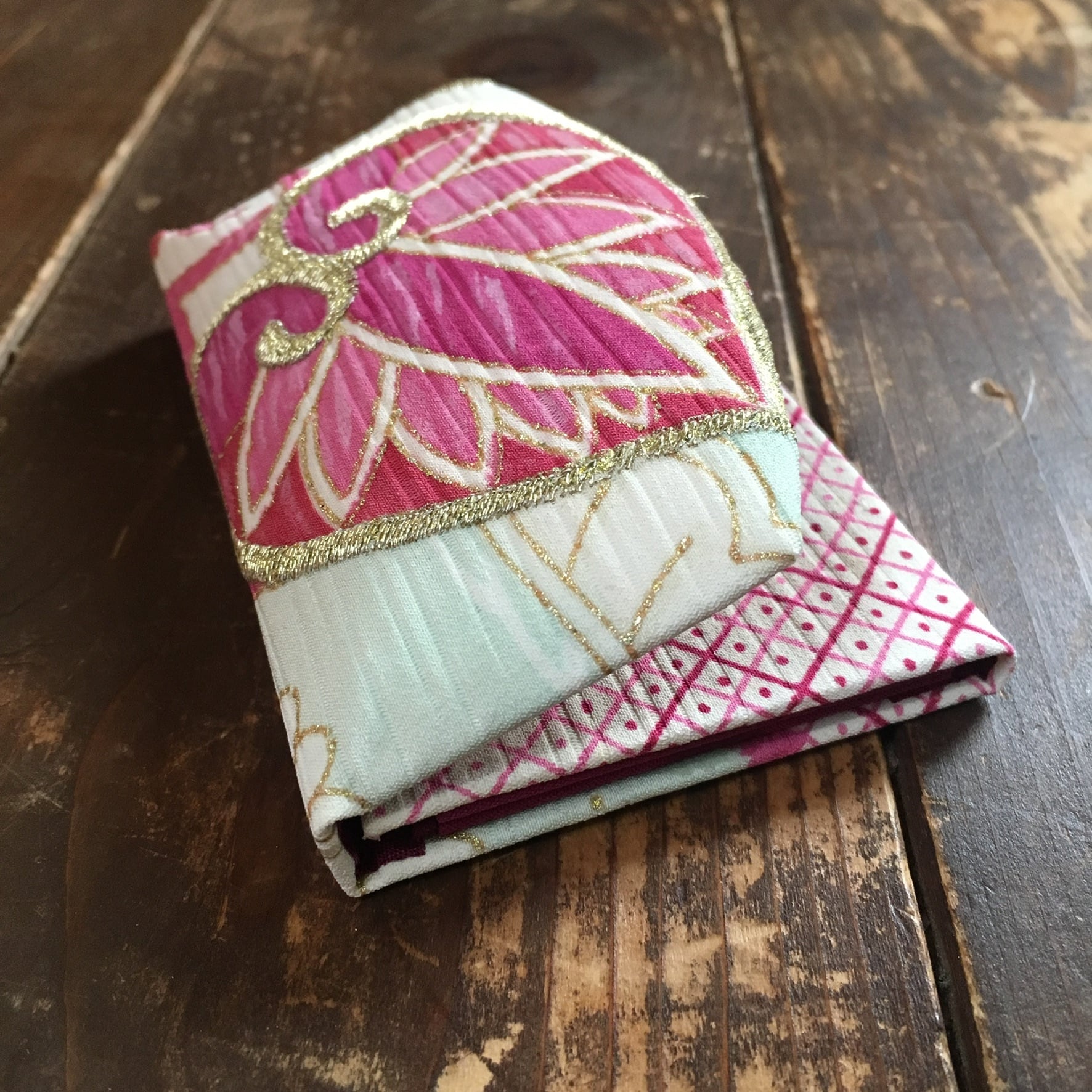 1768577f7a0d43eca3137d22438572