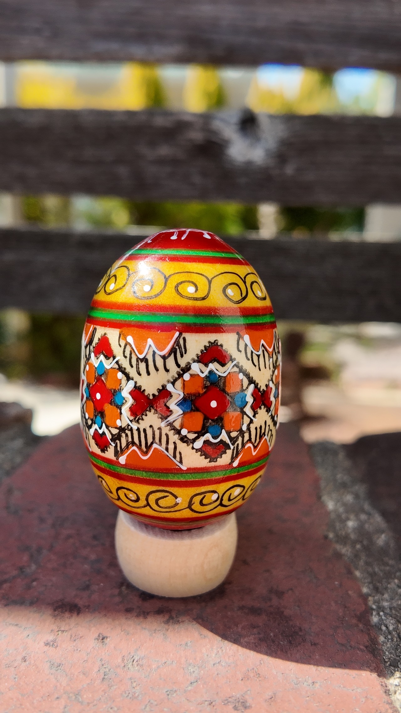 装飾用木製プィサンカ（イースターエッグ）with stand　コロミヤモデル - 2