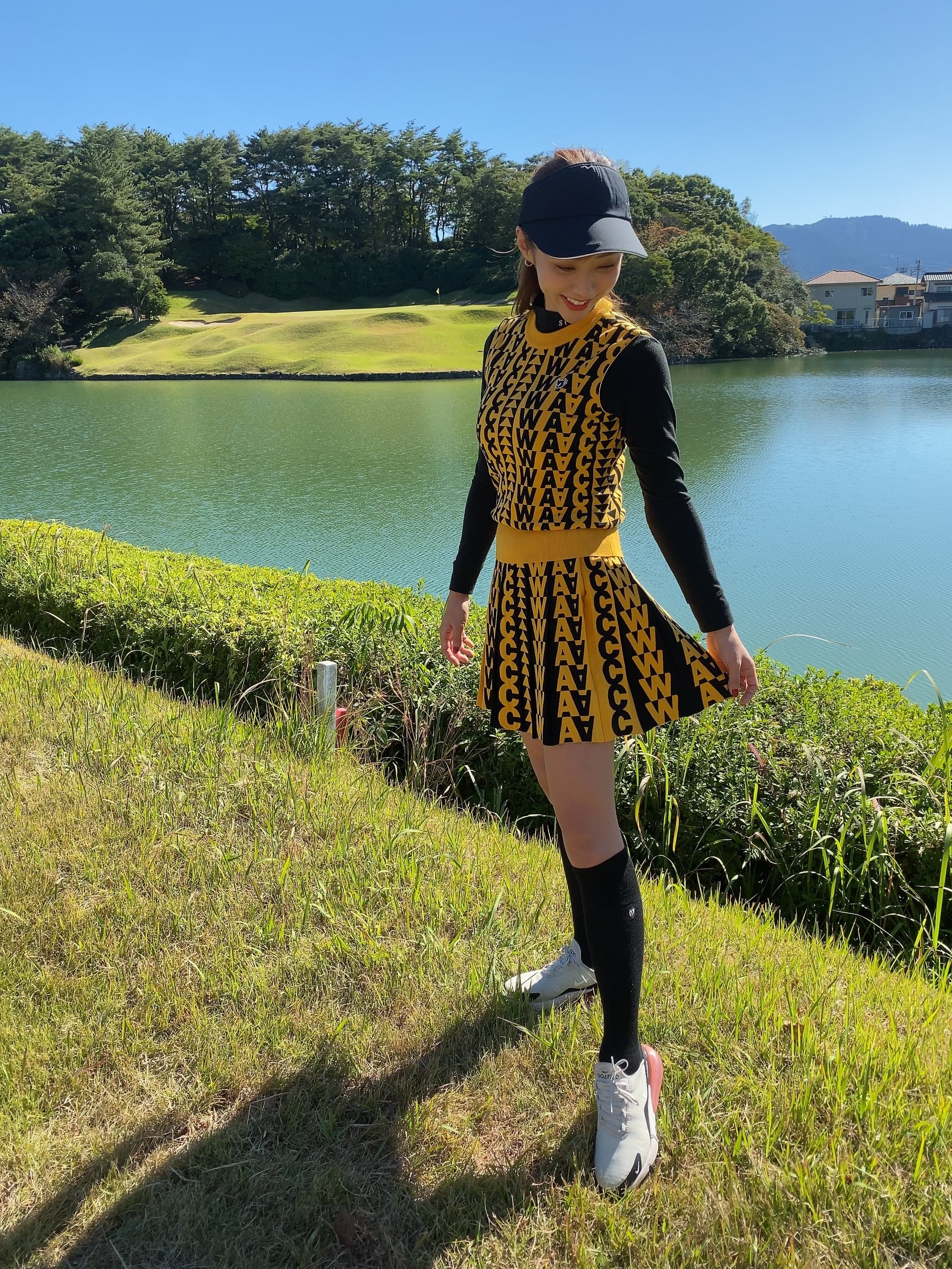 XSサイズ☆WAAC GOLF☆ワックゴルフ韓国 防風上下セット - ゴルフ 