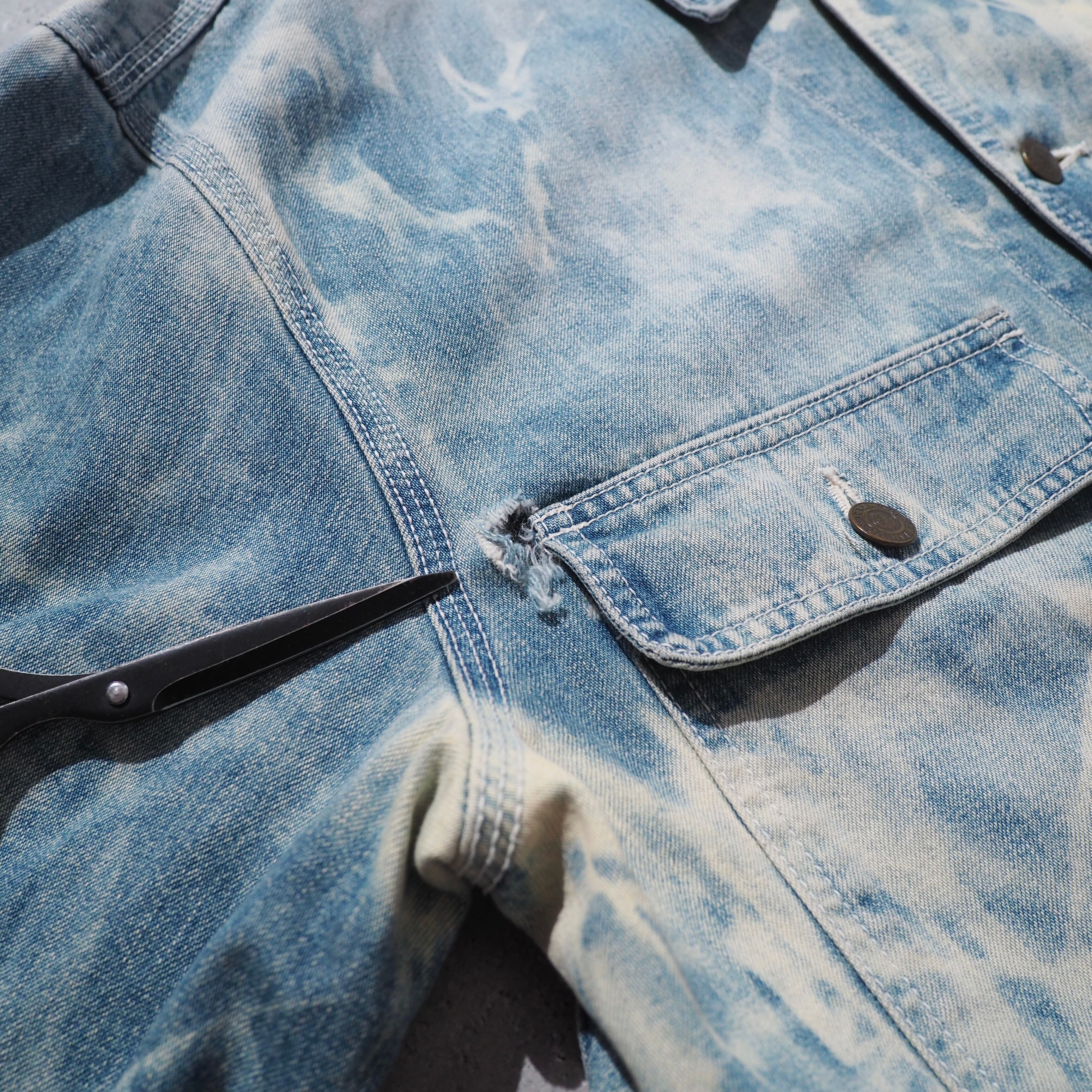 1990s " 白雷 " Bleach dyed vintage loose Denim jacket