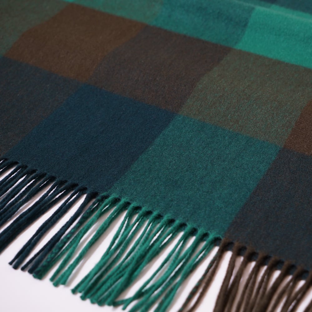 ジョンストンズ　カシミヤ100%　ストール　大判　緑チェック　CASHMERE Johnstons of Elgin（ジョンストンズ オブ エルガン） マフラー