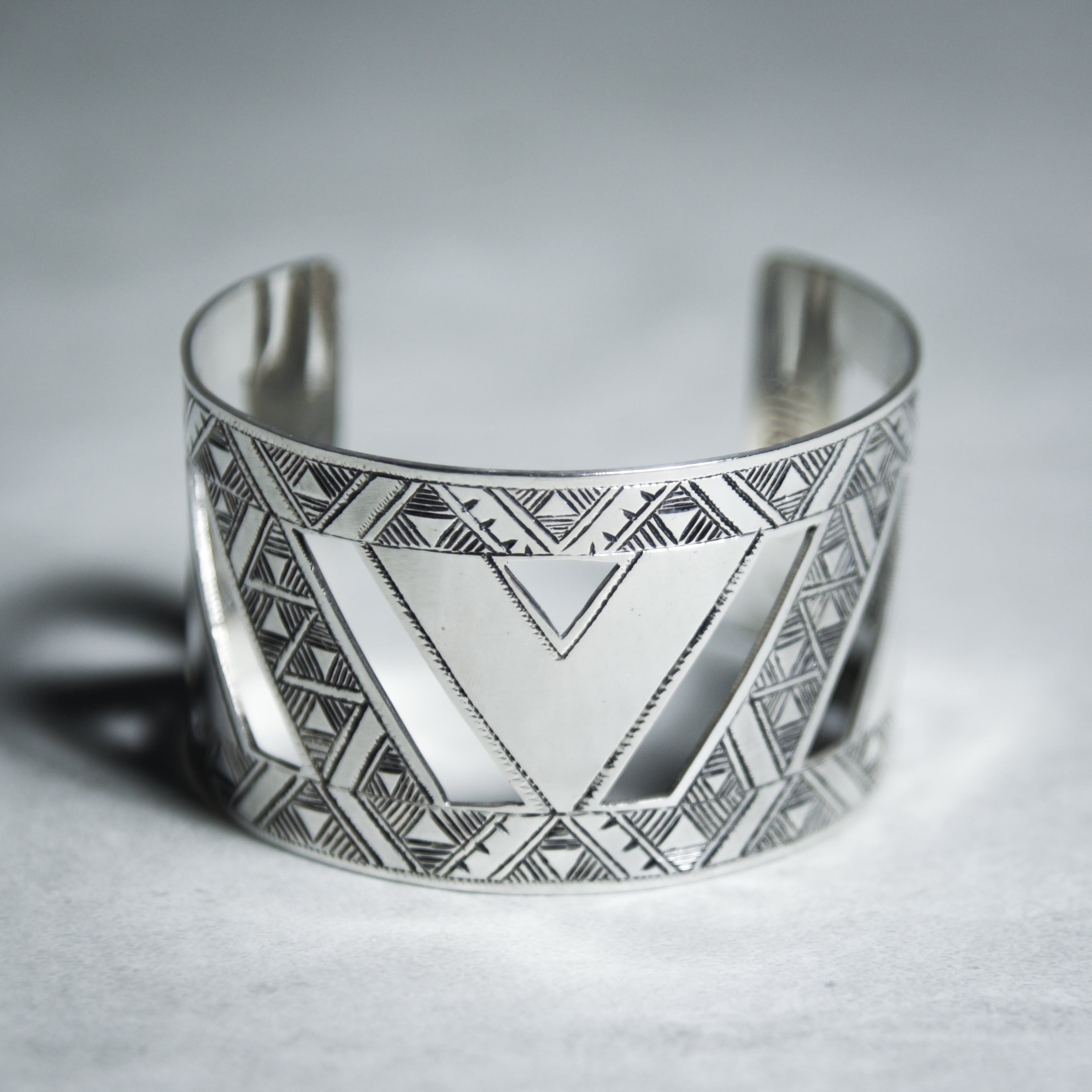 トゥアレグ　バングル TOUAREG Silver Bangleトゥアレグ シルバー バングル 123 | mark