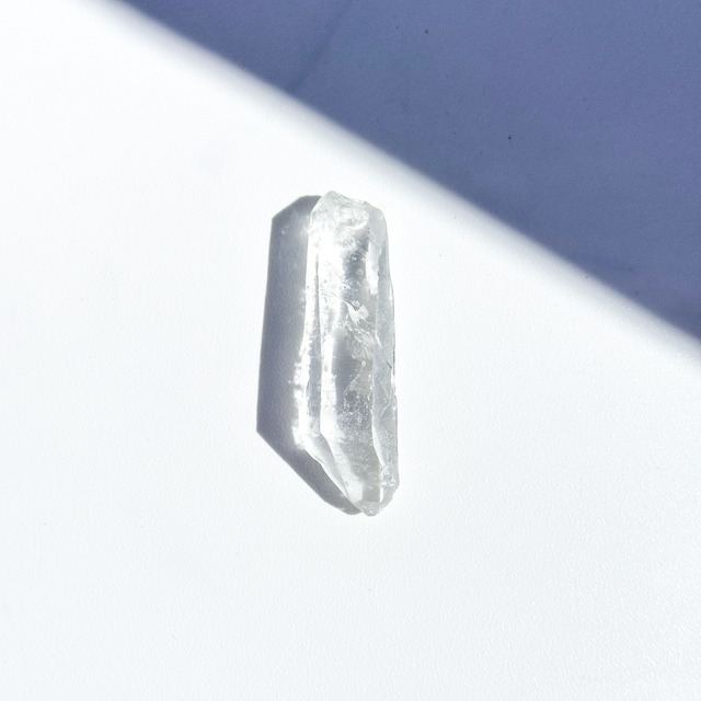 ゼッカ産クリアクォーツ ポイント 原石91 ◇ Clear Quartz ◇天然石・鉱物・パワーストーン・インテリア