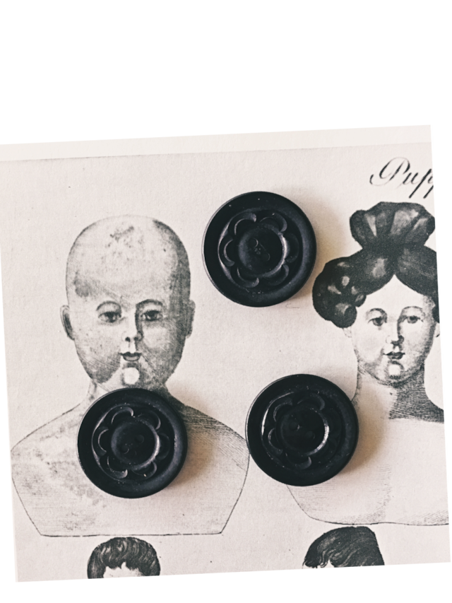 フランス 1900s 幾何学の黒花とgalalithe製ボタンセットe アンティーク