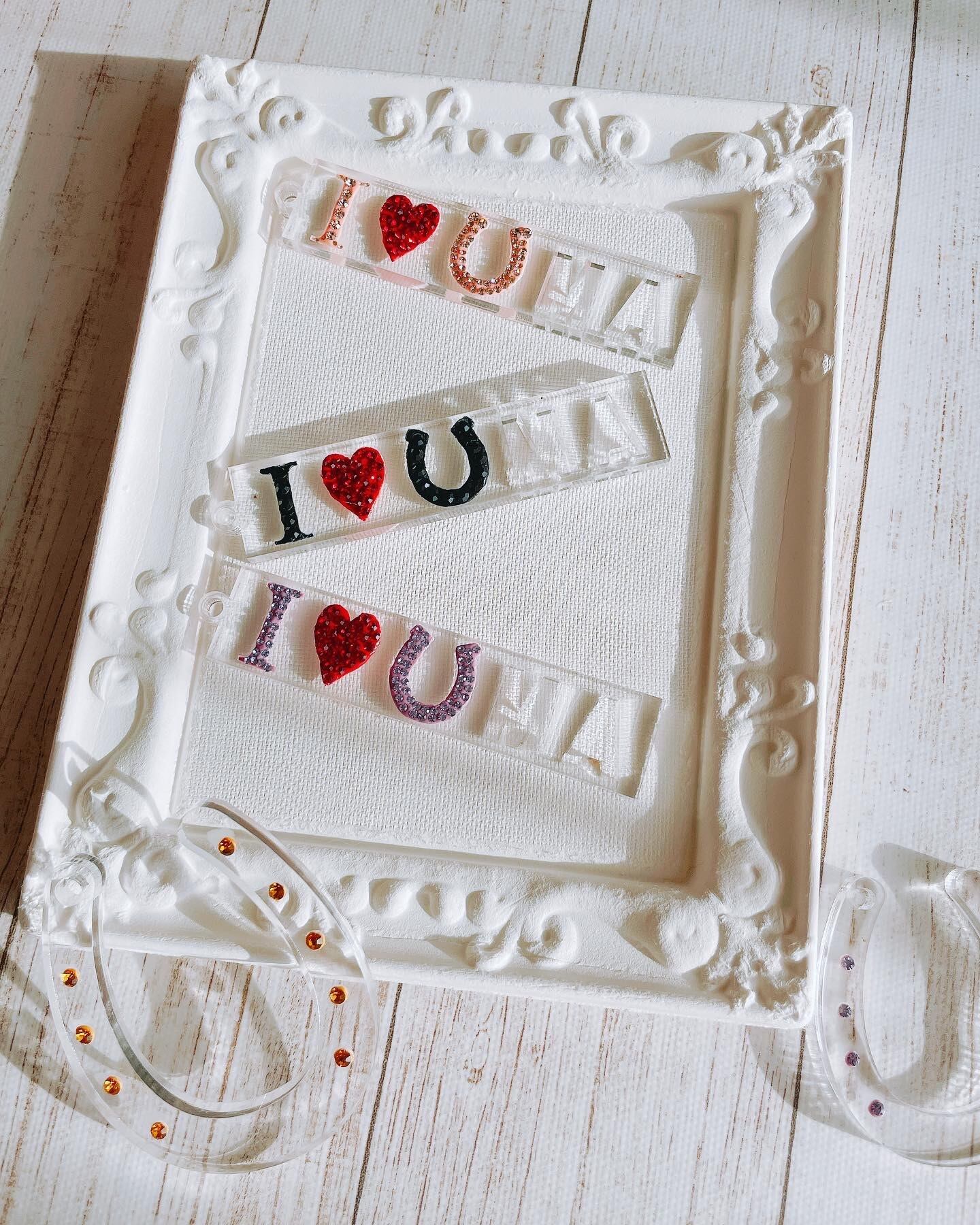 i♡UMA バッグチャーム