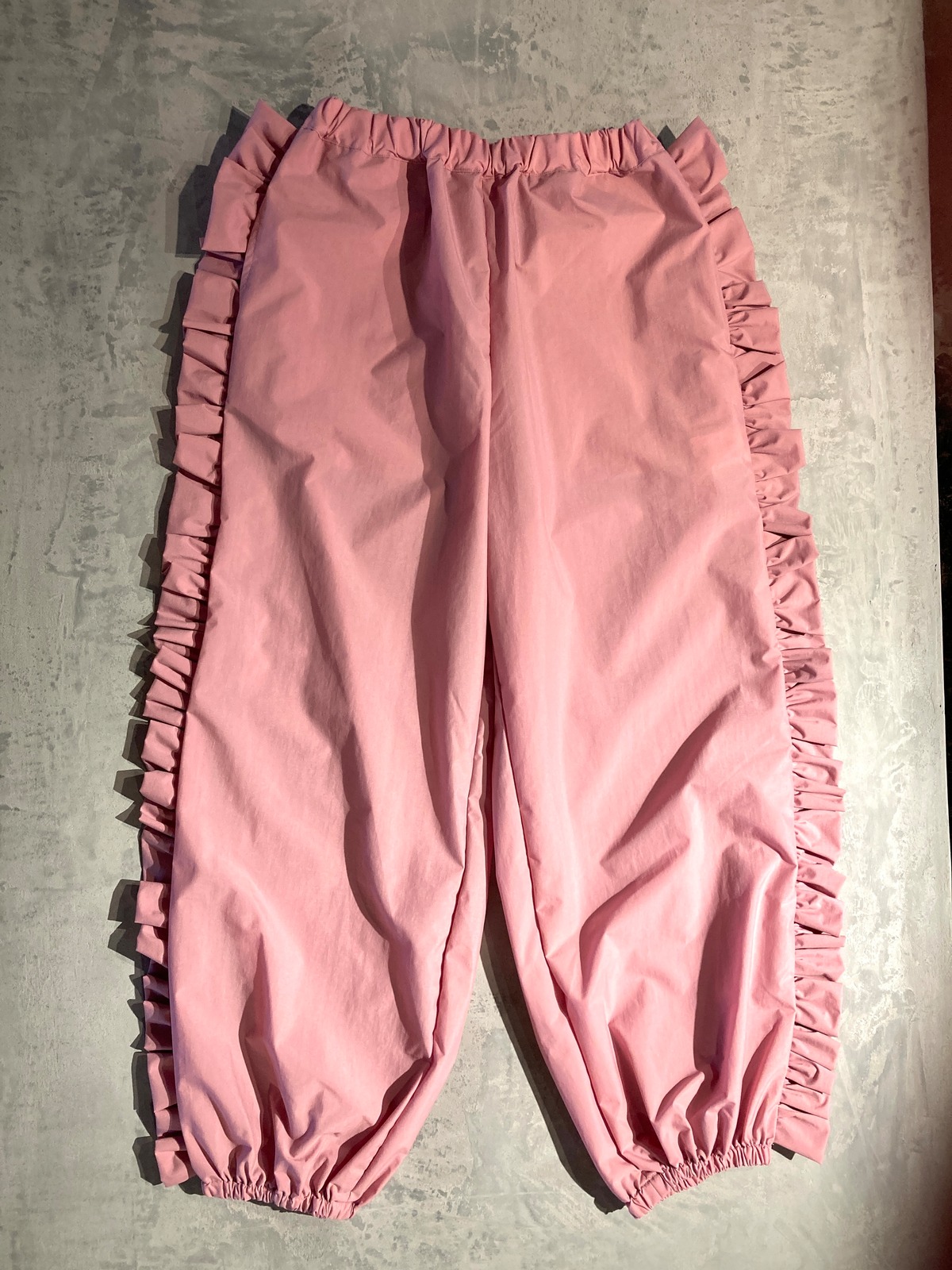 NON TOKYO / FRILL TRACK PANTS (PINK) | Mono to Coto. - モノトコト - 
