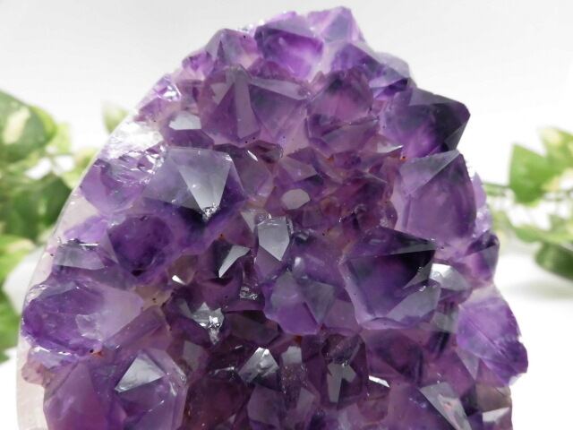 【送料無料】【高品質】 ウルグアイ産アメジスト no.7