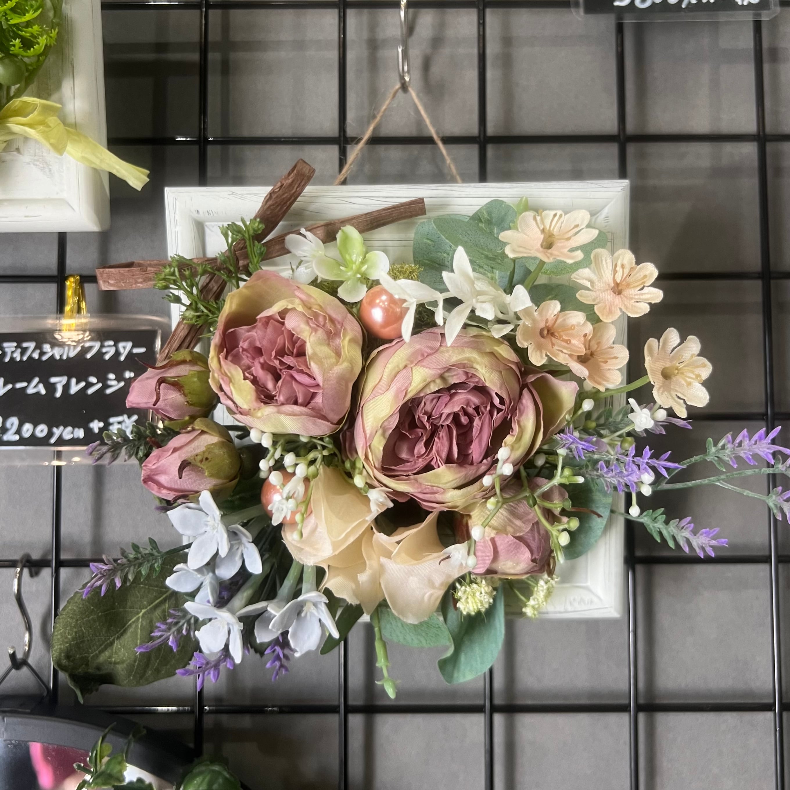 【未使用】造花　フラワーアレンジ　壁掛け　ボルドー ハンギングアレンジ キット プリザーブドフラワーキット