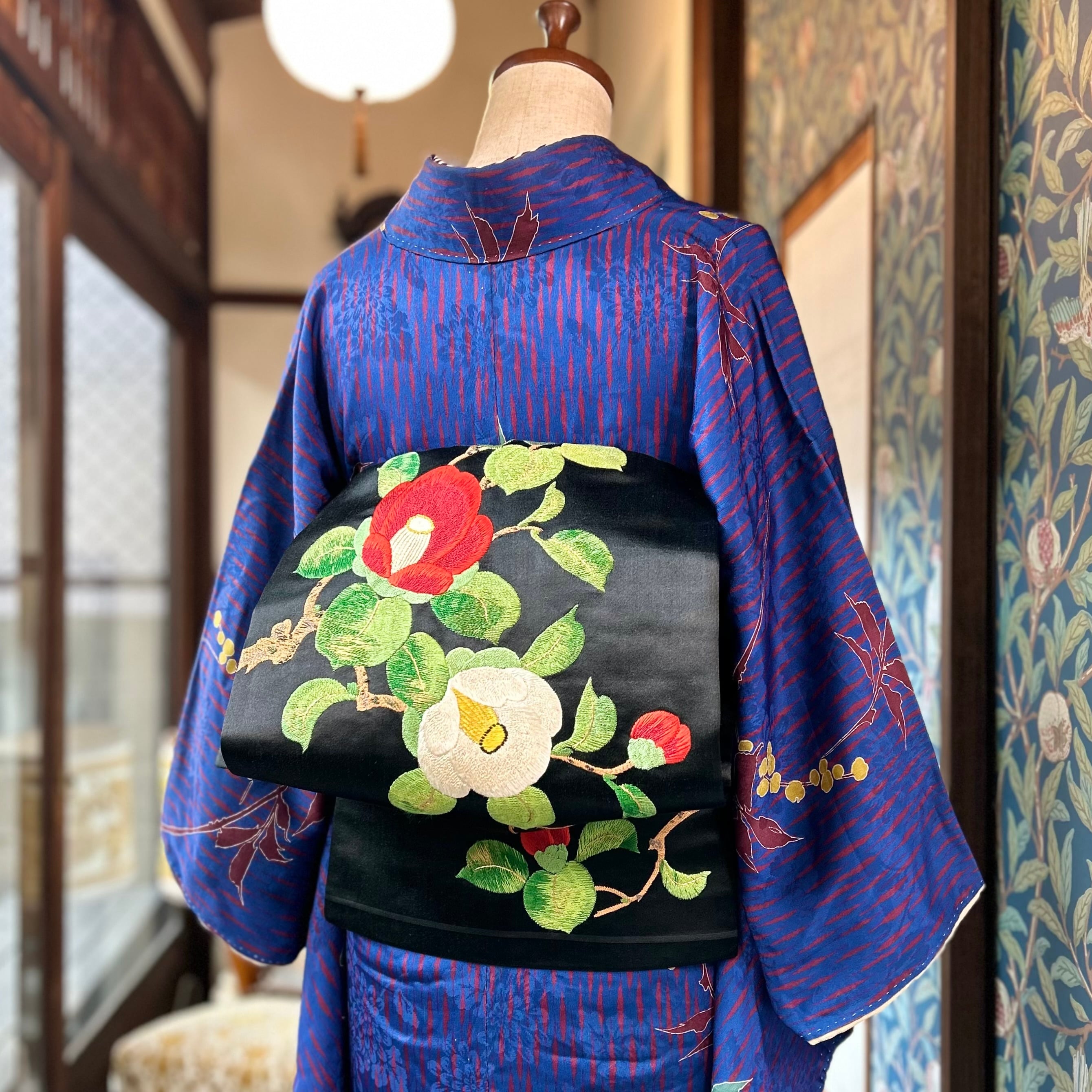 着物　名古屋帯「道成寺」日本手刺繍巾31cm