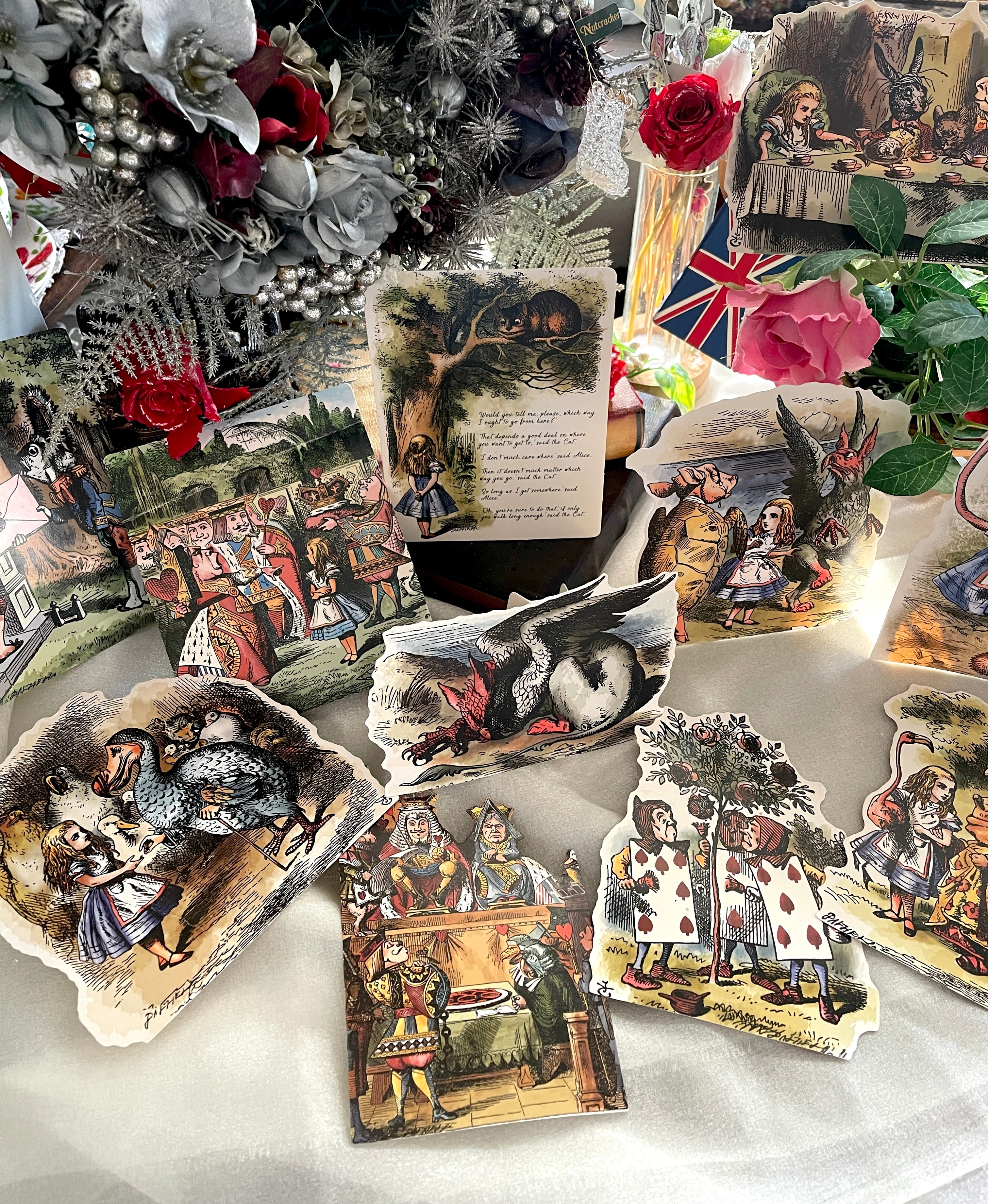 ◆アリス◆スタンドアップカード◆42枚入◆豪華/テーブルデコレーション◆ジョンテニエル◆イギリス◆