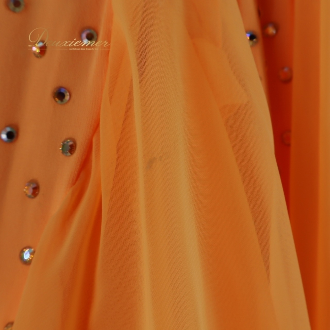 社交ダンス 衣装 クリスアン chrisanne スタンダード ドレス スタンダードドレス ワンピース オレンジ系 デモ 競技 発表会 パーティ イングランド製 豪華 鮮やか おしゃれ デザイン 競技用 ドレスアップ エレガント ダンスパーティー