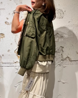 リズレイ　RISLEY risley　肩掛けMA-1