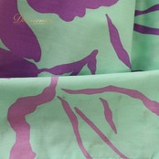 フラダンス 衣装 パウスカート パープル系 グリーン系 メネフネプランテーション ハイビスカス柄 ハワイアンプリント アロハ MENEHUNE PLANTETION フラ ダンス レッスン 練習 紫 ライムグリーン 華やか 鮮やか さわやか かわいい おしゃれ 上品 シングルスカート フレア フラダンス衣装 ハワイアン スカート かわいい柄 ハワイ