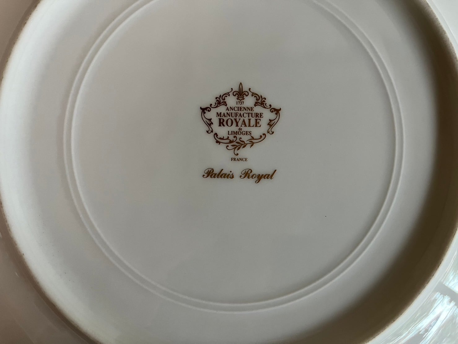 ROYAL LIMOGES plate 29cm＜ロワイヤルリモージュ・フランス