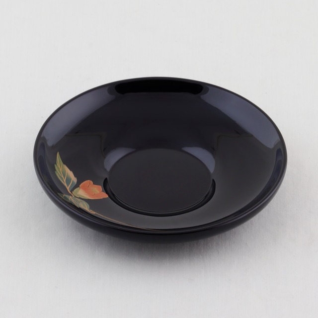 1621  輪島塗　茶托／4.2ダルマ形／黒塗／草花絵替わり蒔絵／五枚組