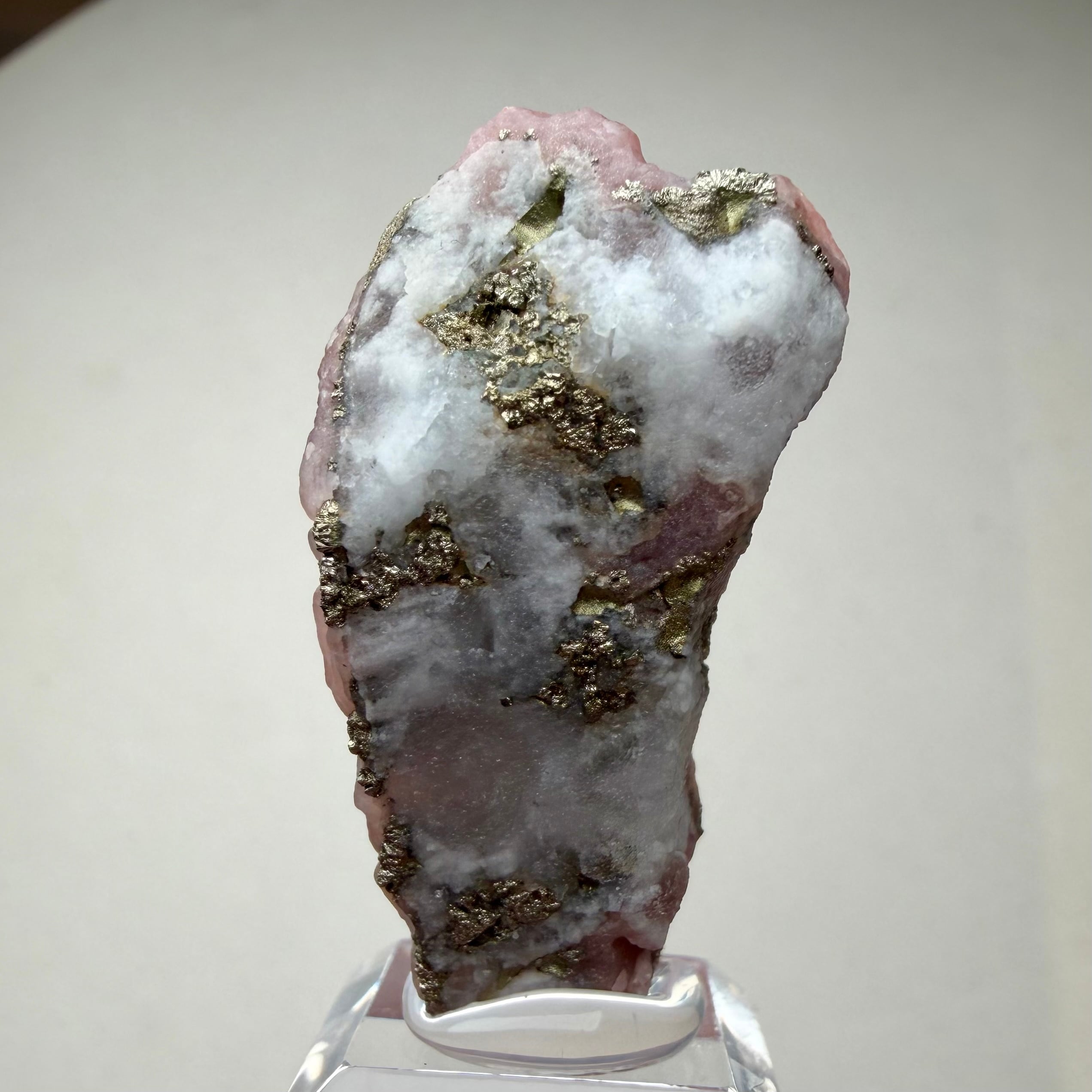 菱マンガン鉱 （ロードクロサイト）【Rhodochrosite】青森県産