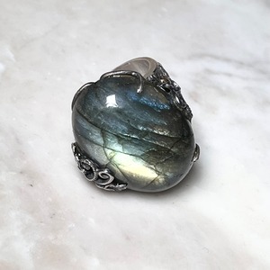 vintage heavy gauge labradorite silver ring