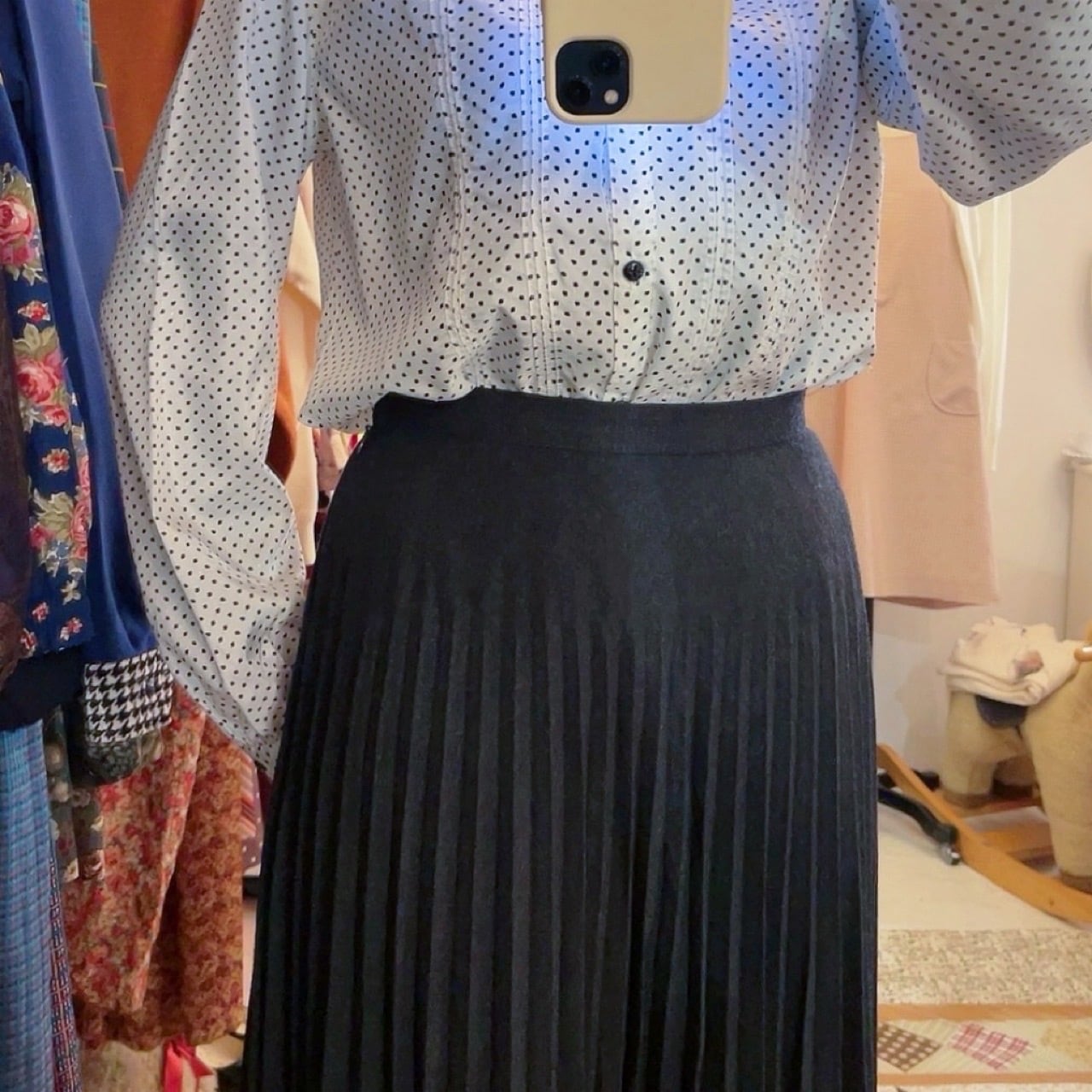 gray accordion pleats skirt