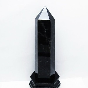 1.5Kg モリオン 黒水晶 六角柱 台座付属 一点物 152-4059